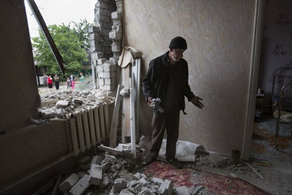 Обстрелы Славянска украинскими вооружёнными формирования