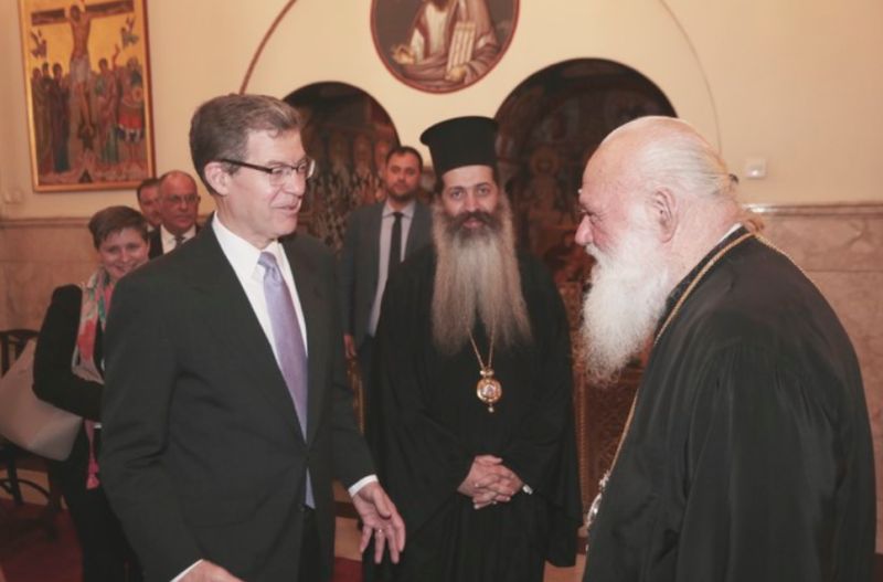 Американский дядюшка Браунбек в Греции