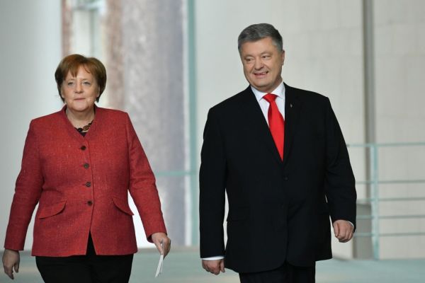 Кандидаты в президенты вояжировали по Европе