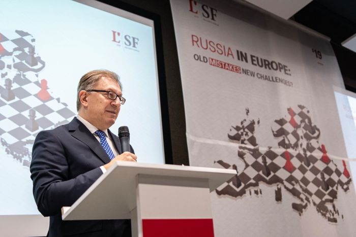 Помощник генсека НАТО Таджан Илдем обещал во Львове усилить Альянс в Чёрном море