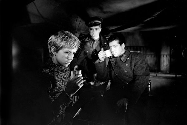 Кадр из фильма «Иваново детство»