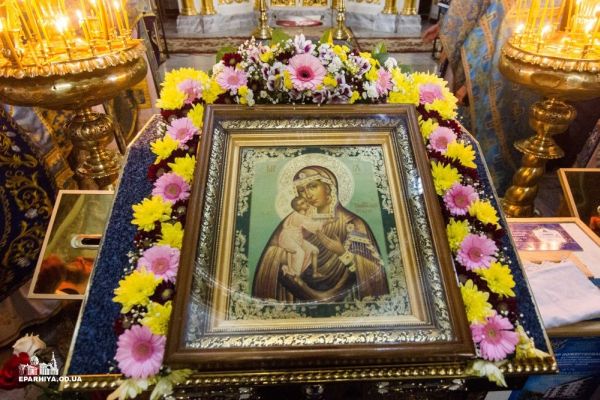 Крестный ход с чудотворной Феодоровской иконой Богоматери в Измаиле