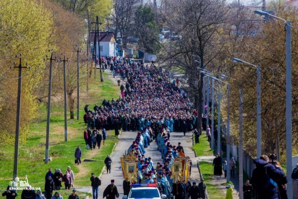 Крестный ход с чудотворной Феодоровской иконой Богоматери в Измаиле