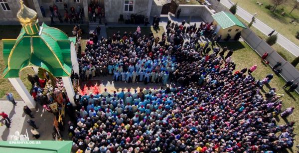 Крестный ход с чудотворной Феодоровской иконой Богоматери в Измаиле