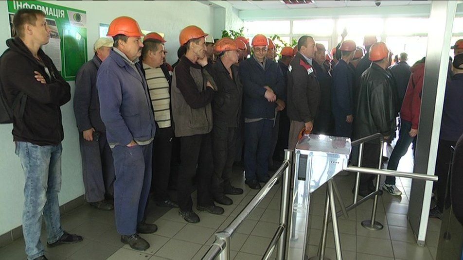 Рабочие в Сумах не получали зарплату три месяца