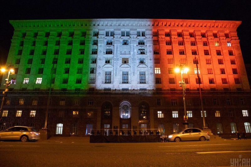 Посильная помощь Италии от Украины