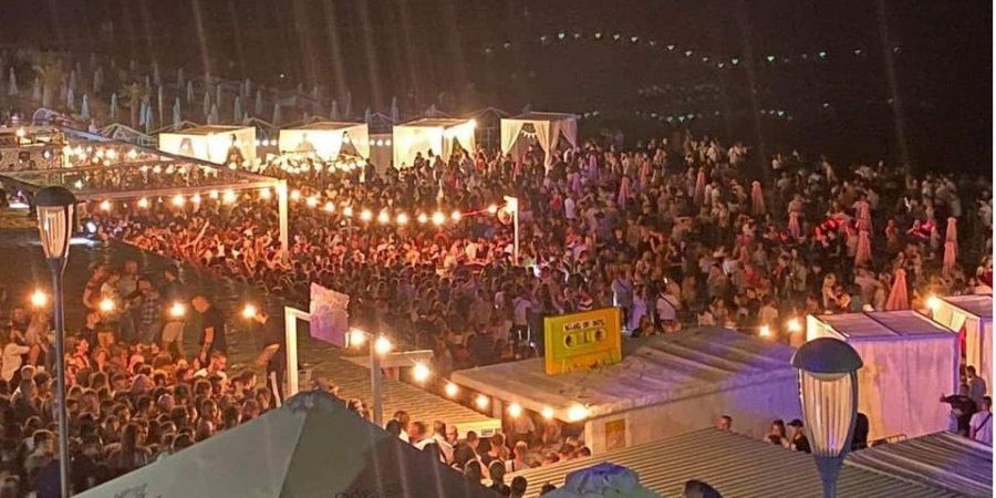 Один из ночных клубов в Аркадии