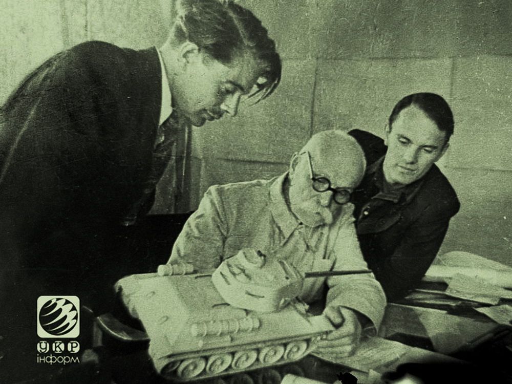 Е.О. Патон с сыновьями Владимиром (слева) и Борисом