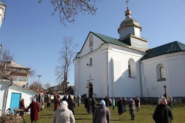 Благовещение. Прихожане УПЦ МП соблюдают санитарные нормы