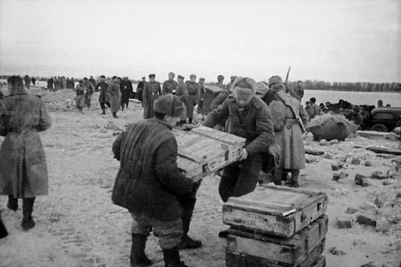 Войска 3-го Украинского фронта готовятся к переправе