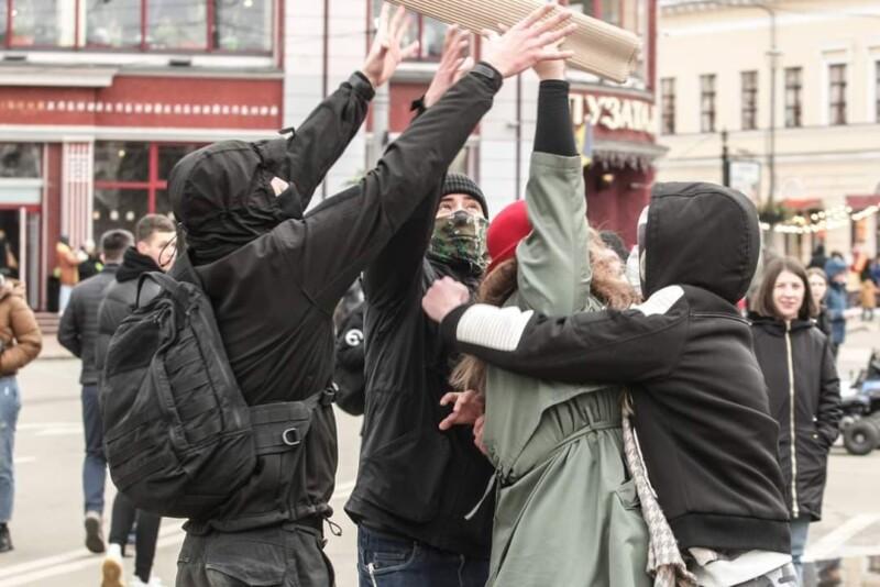 Столкновение в Киеве на Марше женщин