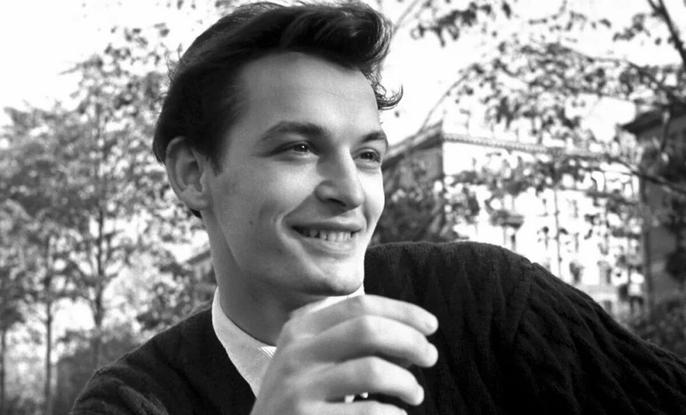 Василий Лановой