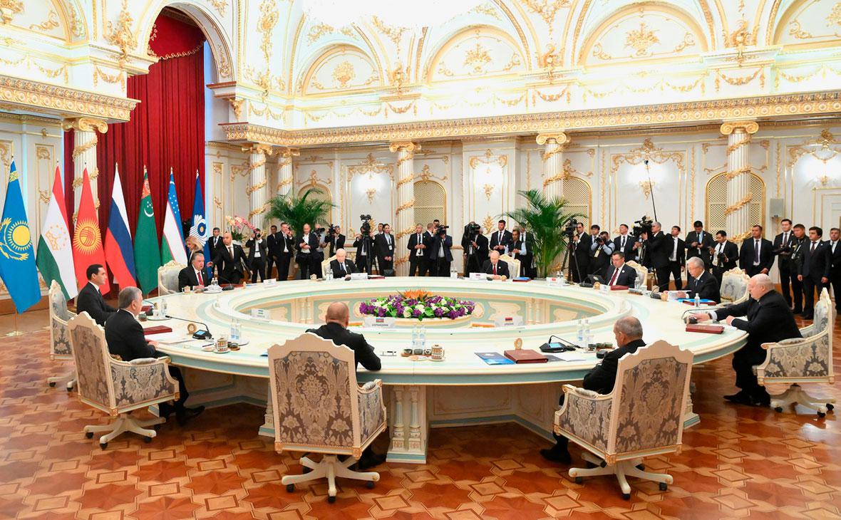 Саммит глав стран СНГ в Душанбе 10 октября 2025 года.