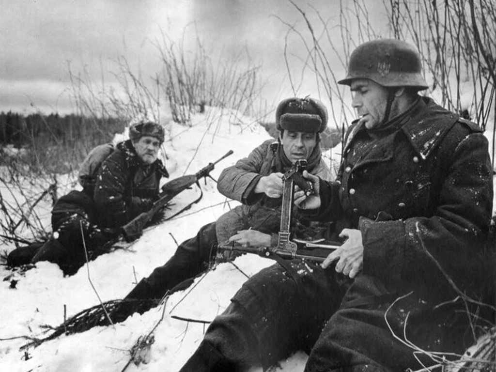 Бывший власовец Лазарев и партизаны во время проверочного испытания