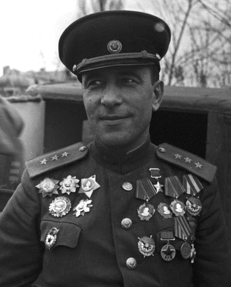 Генерал-полковник Катуков во время  Львовско-Сандомирской операции