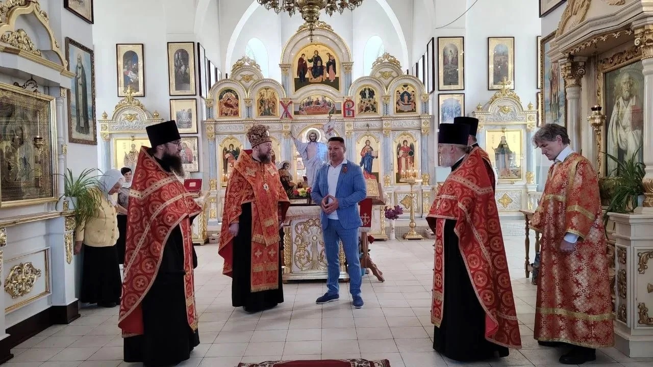 В День Победы в Свято-Сергиевском храме Скадовска прошло памятное богослужение