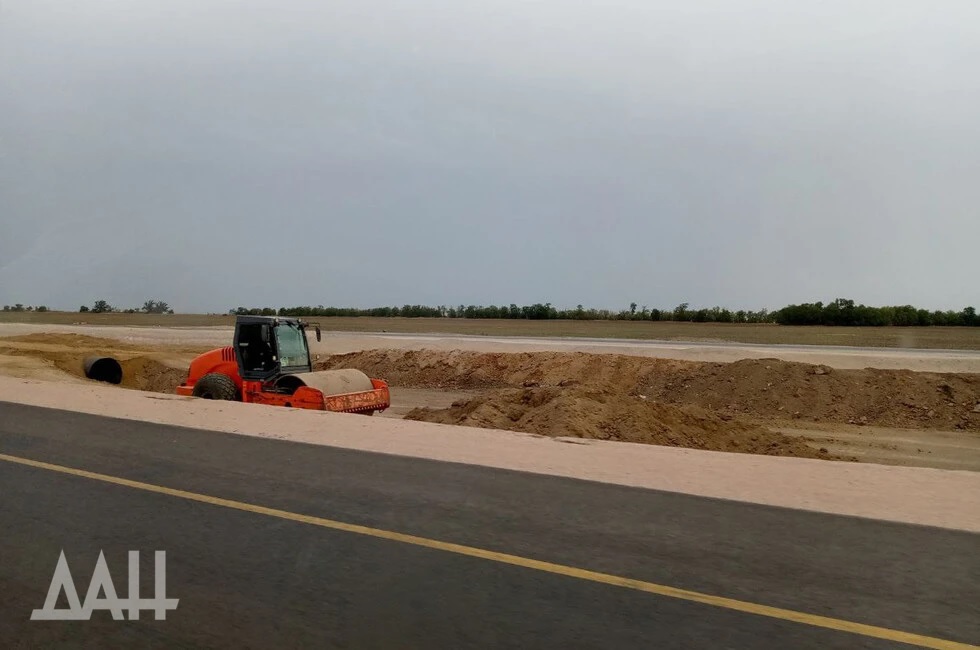 Строительство дороги в Волновахском районе ДНР