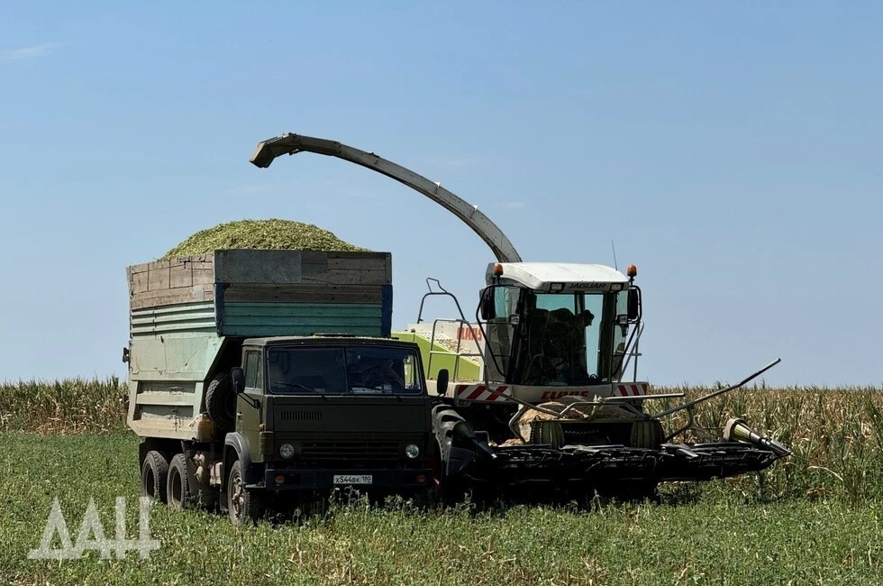 Свыше 700 единиц новой сельскохозяйственной техники получила ДНР