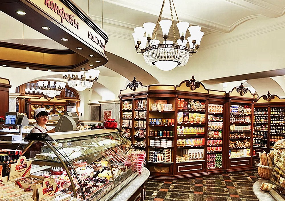 Один из интерьеров оформленного в советской стилистике «Гастронома №1» ГУМа  