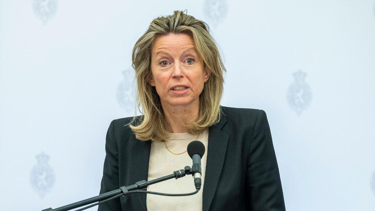 Министр обороны Нидерландов Кайса Оллонгрен