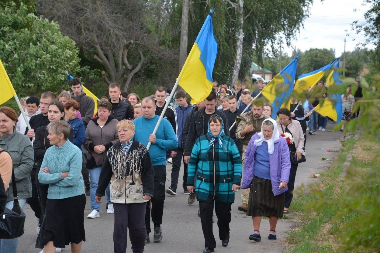 Бывший Переяславль-Хмельницкий, как и многие другие города Украины, стал городом постоянных похорон