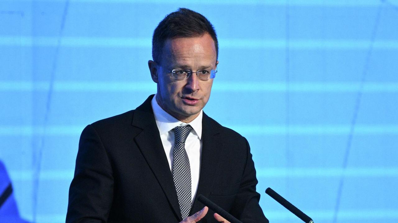 Глава МИД Венгрии Петер Сийярто: «Чтобы Евросоюз мог стать снова сильным, мы должны поменять военную риторику на мирную риторику»