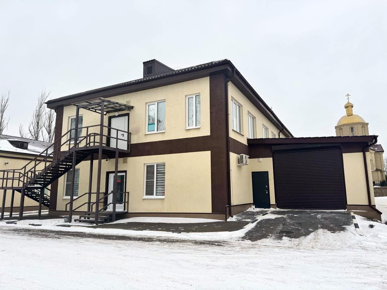 Восстановленные корпуса больницы в Волновахе