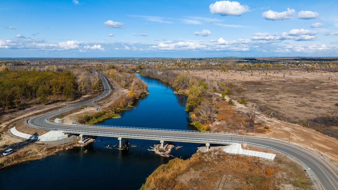 Восстановленный мост в ЛНР