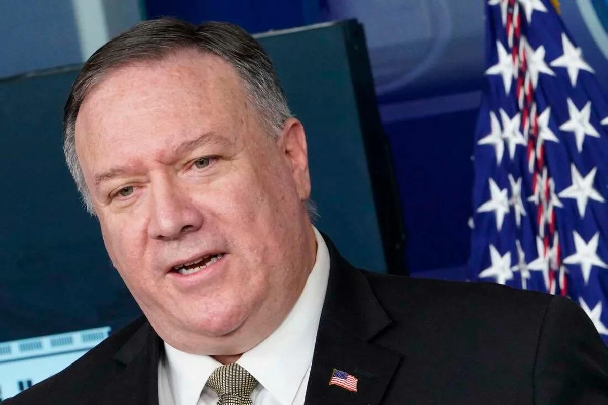 М. Помпео – госсекретарь, в 2023 году – член наблюдательного совета  телекоммуникационного оператора «Киевстар», в 2025 году – член консультативного совета  оборонной компании Fire Point Украины, производящей крылатые ракеты «Фламинго» и ударные беспилотники