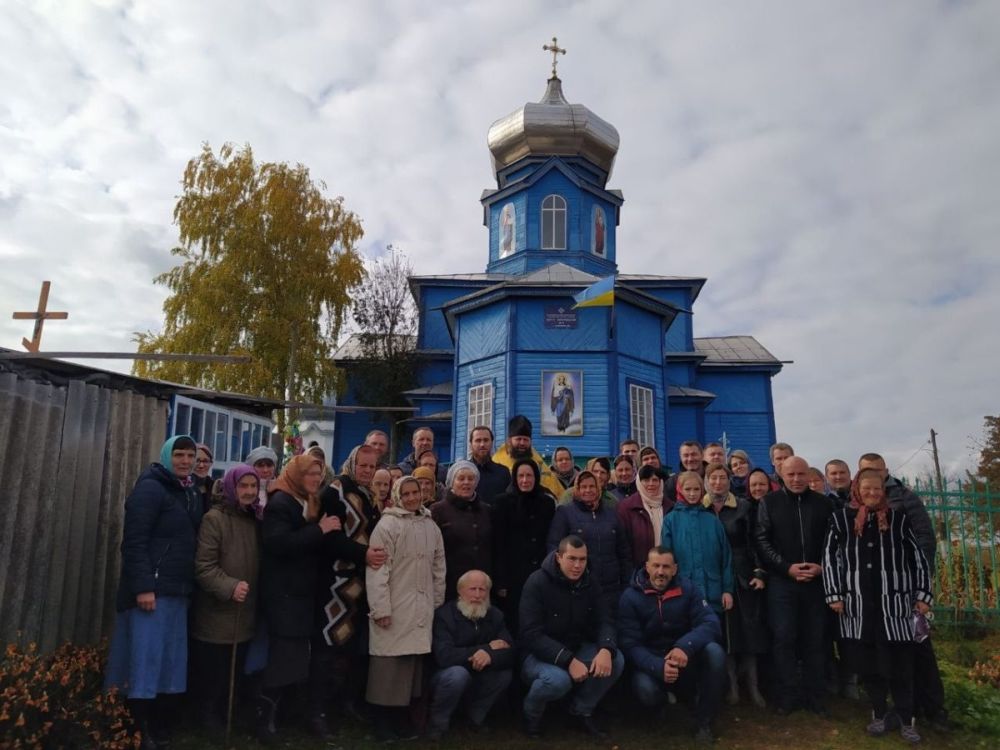 Православным с. Новоживотов пока удалось отстоять свой храм