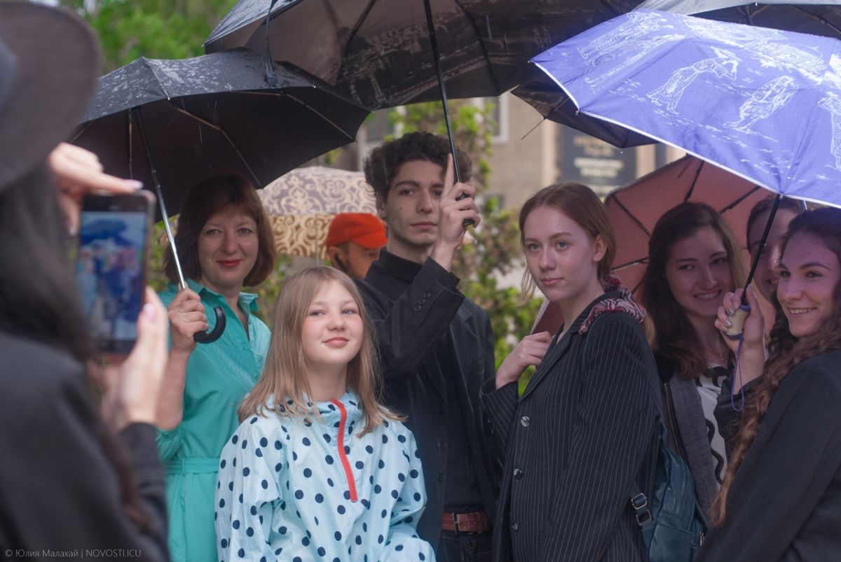 Проливной дождь не помешал дончанам – поклонникам творчества А.С. Пушкина