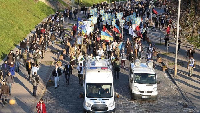 Экспансия на Восток. Марш в честь дивизии СС «Галиция» 28 апреля 2021 года в Киеве.