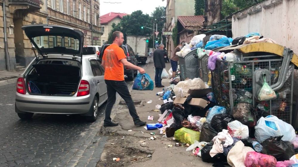 Львов «без пакетов»