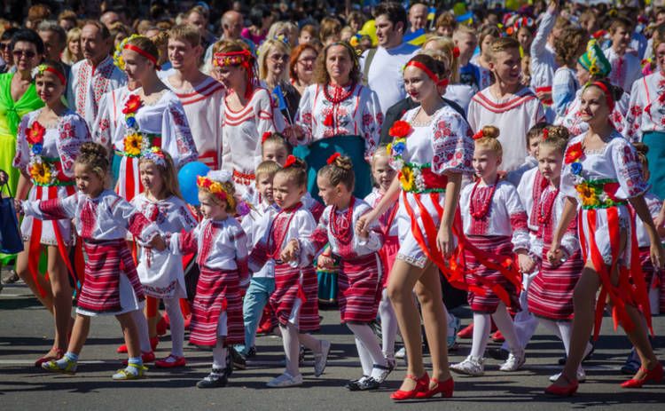 Парад вышиванок