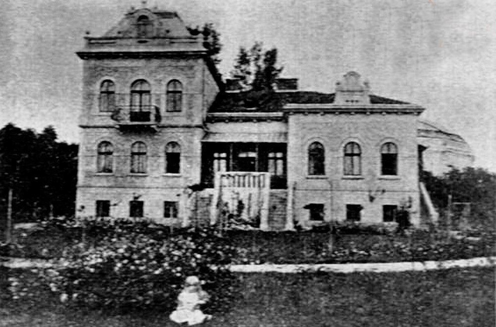 «Хатынка» (вилла) Грушевского во Львове. 1903 г.