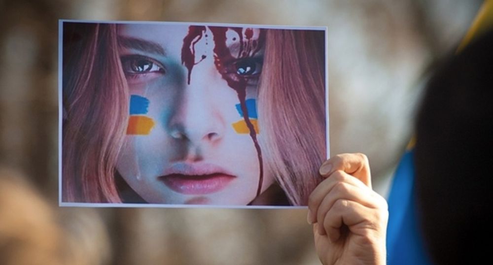 А это она же на евромайдане