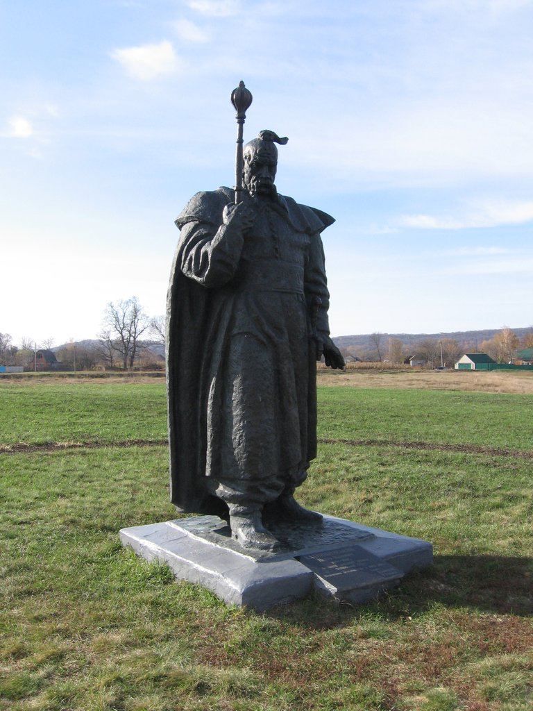 Памятник Петру Калнышевскому у села Пустовойтовка