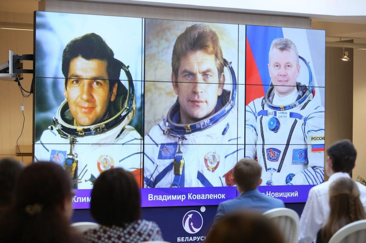 Пётр Климук, Владимир Ковалёнок, Олег Новицкий – покорители космоса, уроженцы советской Белоруссии…