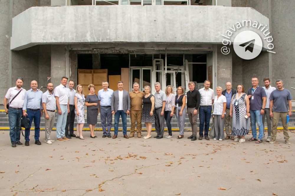 Российская делегация побывала с рабочим визитом в Мариупольском государственном университете