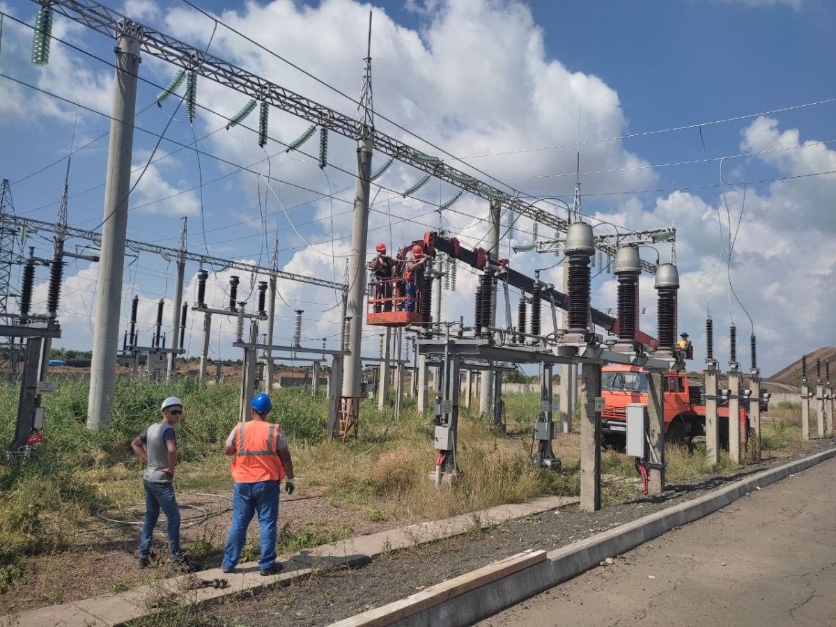 На подстанции «Город-11» готовятся к запуску