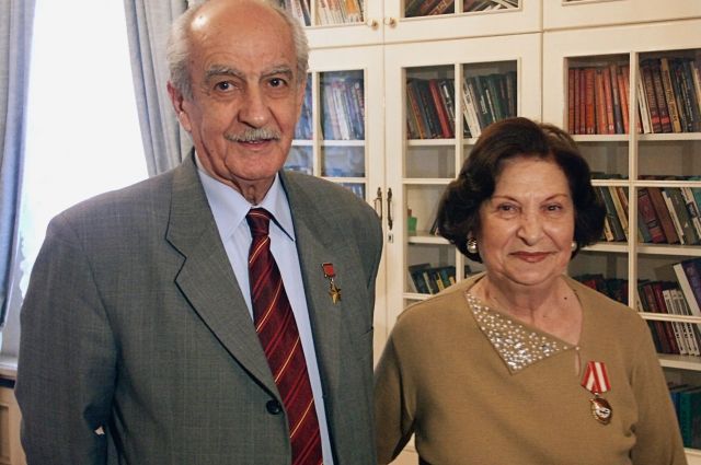 Геворк Андреевич и Гоар Левоновна в Москве