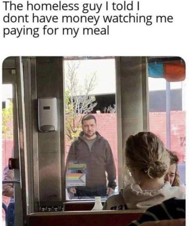 Из соцсетей США «Бездомный парень, которому я сказал, что у меня нет денег, наблюдает, как я плачу за еду»
