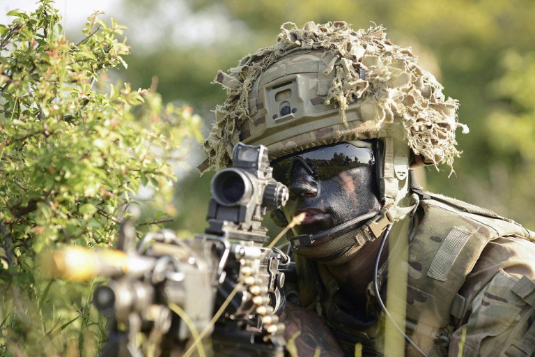 Британский спецназовец