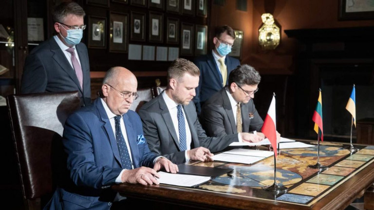 В Киеве вступают в Люблинский треугольник