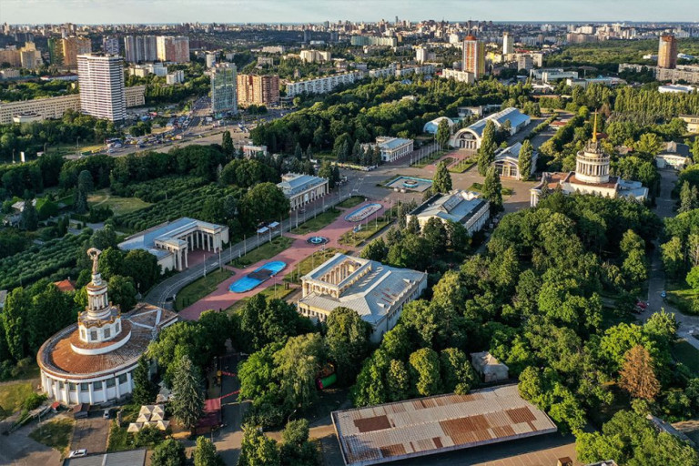 Экспоцентр Украины (бывшая ВДНХ)