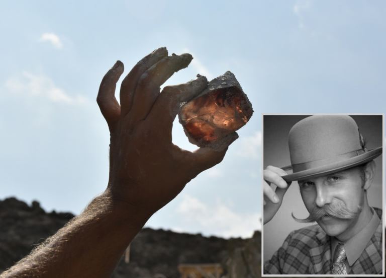 Кристалл топаза с Хорошевского месторождения