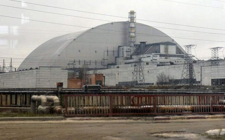 После вранья Зеленского о танках, обстреливающих АЭС, и якобы новом Чернобыле, Белоруссия показала, кто на самом деле за мирный атом. Источник: belatom.by