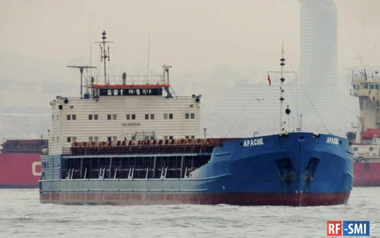 Сухогруз "АПАЧИ", который так и не смог вывезти морем из Мариуполя главарей "Азова" и ценных иностранных наёмников или военных советников