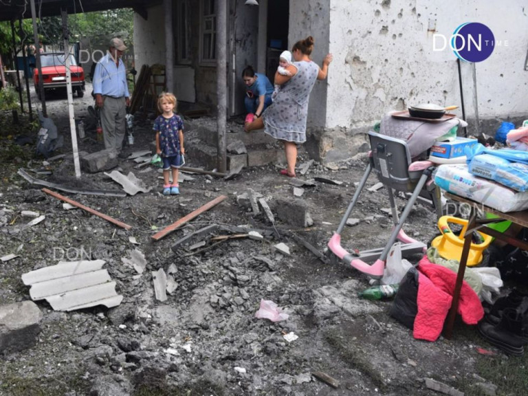 Последствия обстрела Донецка 6 августа. Кировский район. Автор – Валерий Лукич