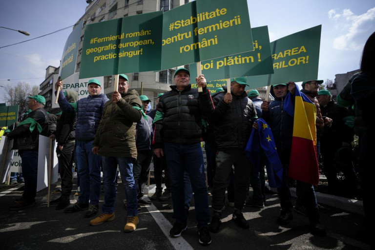 На фото: Протесты румынских фермеров